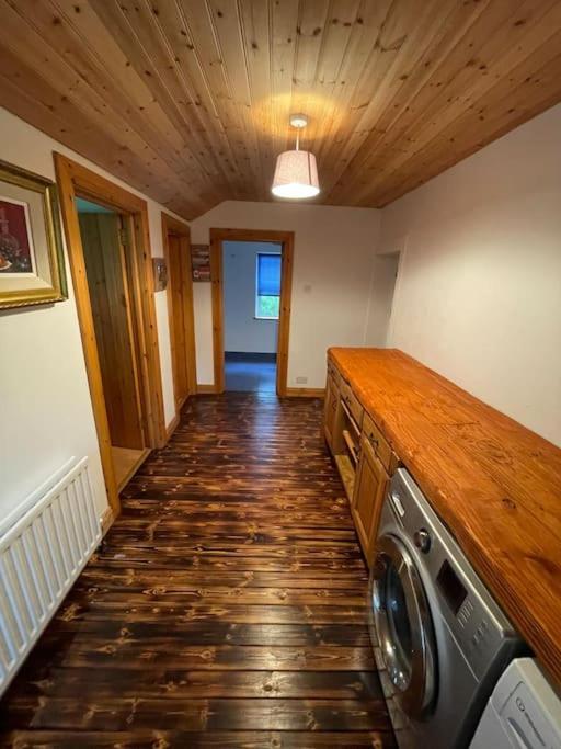 John The Mills Cottage Spahot Tub Private Beach ドネゴール エクステリア 写真
