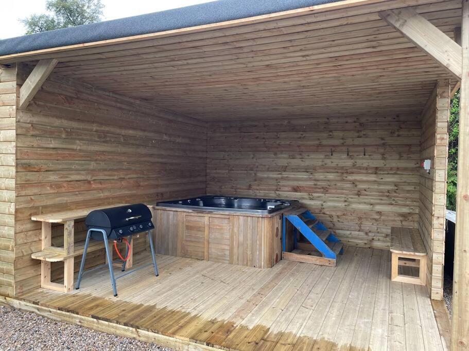 John The Mills Cottage Spahot Tub Private Beach ドネゴール エクステリア 写真